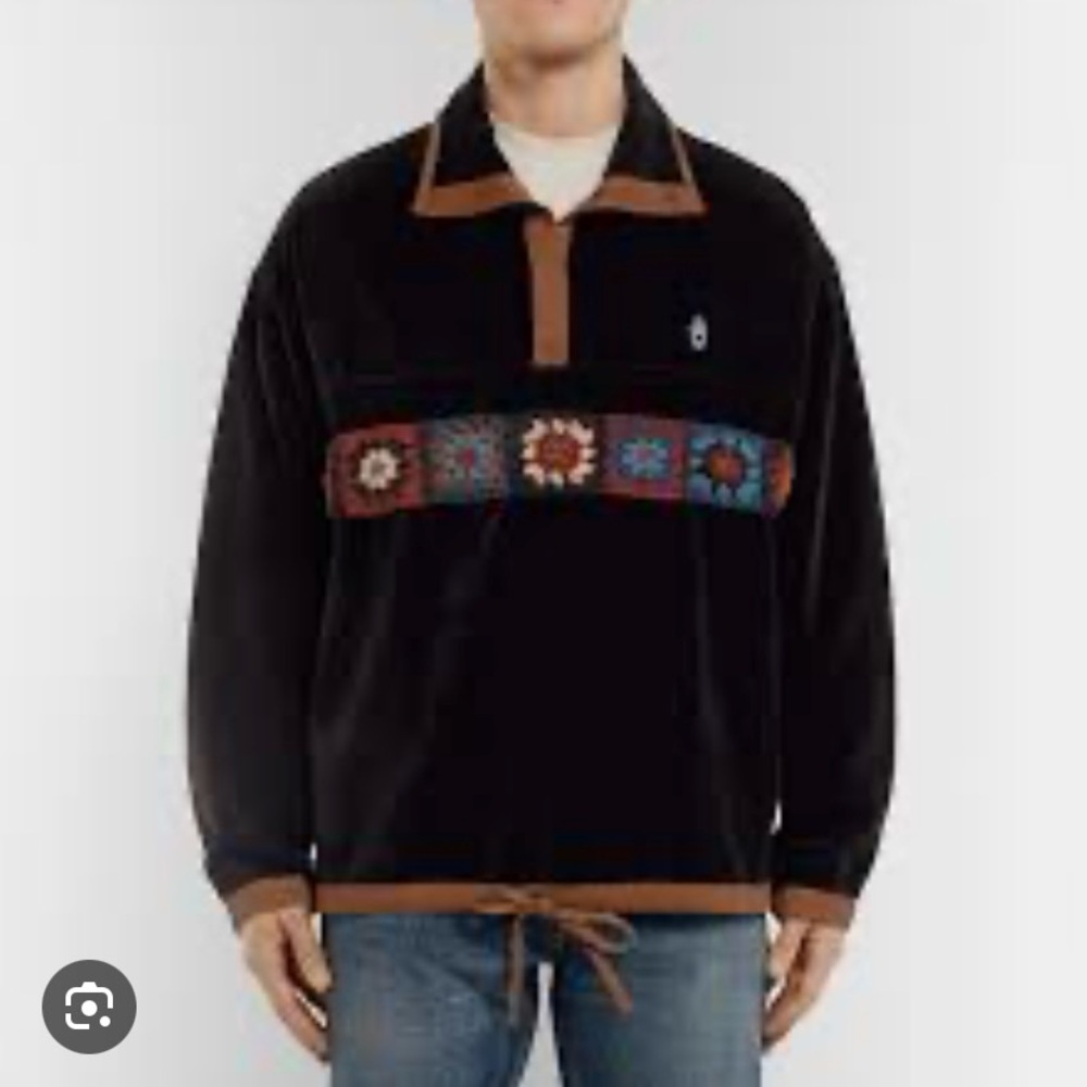 Story mfg polite oversized sweatshirt with crochet details.